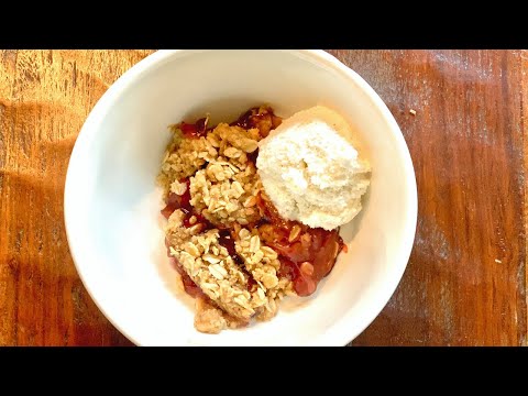 rhubarb cherry crumble