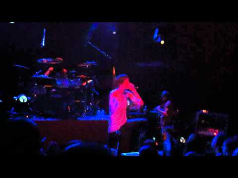 Suicide Silence - Disengage + Time To Bleed - Live