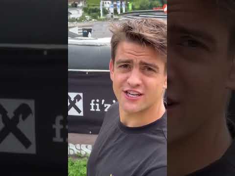 Mountainbikepark Leogang. Ich probiere einen Rückwärtssalto