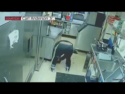 Buffalo mayor: Looters during blizzard are "lowest of the low"