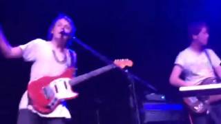 Pond - Waiting Around For Grace live at Sala Corona 2016