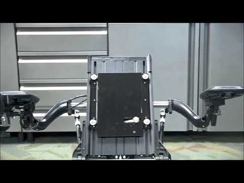 スイミングプールとテラス用のモジュール式インフレータブルベッド、Pigro Felice によるデザイン  庭園