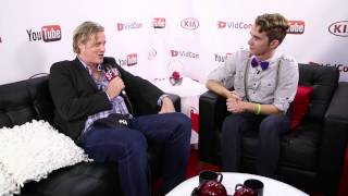 ZeFrank Backstage at VidCon 2013 with SourceFed!