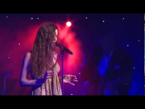 JOSS STONE - IT'S A MAN'S WORLD (The Global Angels Awards)