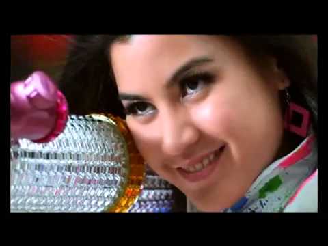 Lisa Surihani Honda Icon