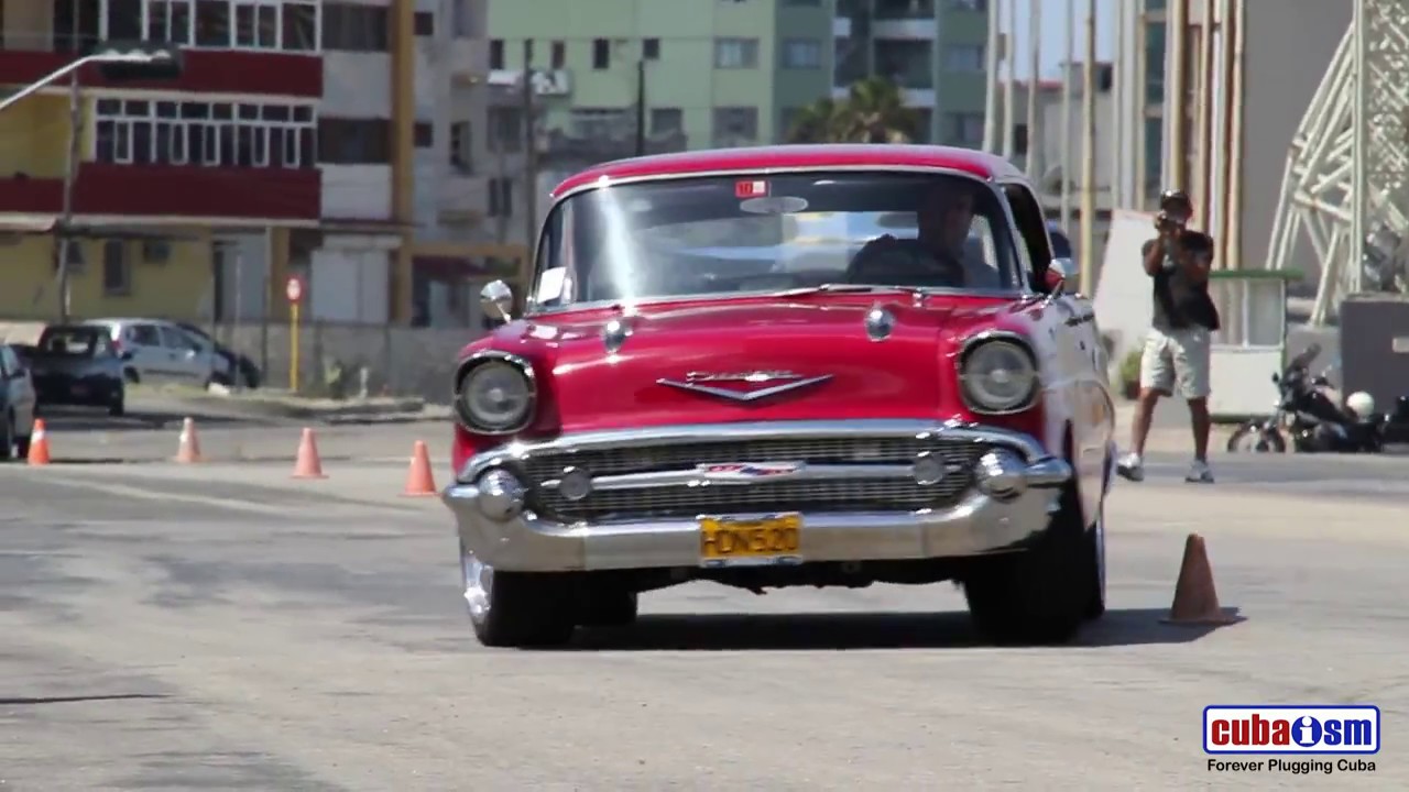 Cuba Classic Car - Driving Skills Competition - 061v01