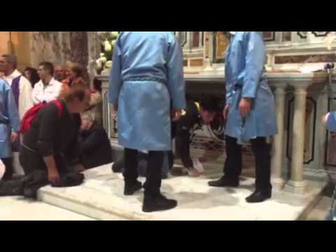 Arrivo dei pellegrini di gioia per i festeggiamenti della madonna della libera