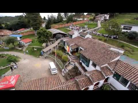 Video COLEGIO JONATHAN SWIFT