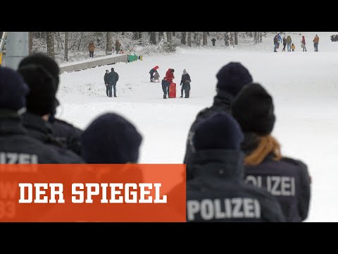 Polizei riegelt Skigebiet im Sauerland ab