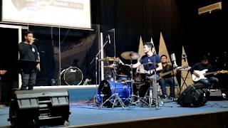Download lagu AKU DIBERKATI, Workshop with Daniel Putra, Drummer 'Sound of Praise' mp3 Download lagu AKU DIBERKATI, Workshop with Daniel Putra, Drummer 'Sound of Praise' mp3