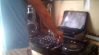 DJ Ando