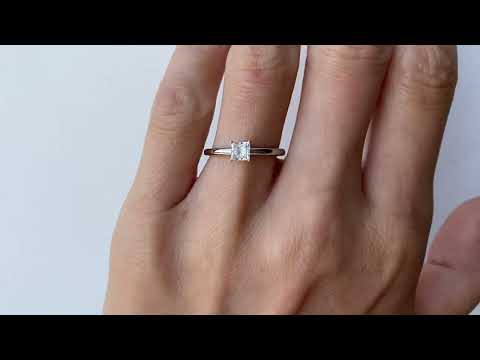 Classic 0.41 carat Princess Cut Diamond ring - PIERRE - Style #1002