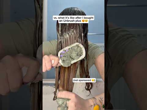 Whoever told me to buy this brush?? I owe you 😩😍 #curlyhair