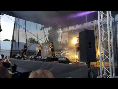 Arakain a Lucie Bílá - Metalománie - Dřevorockfest 2019- 4k