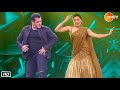 Salman Khan and Rashmika Mandanna Cutest Dance on Saami Saami Song on Lokmat Stylish Awards