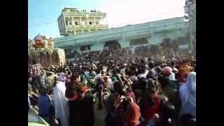 preview picture of video 'Muharram in Khambhat-Jumma Masjid scene'
