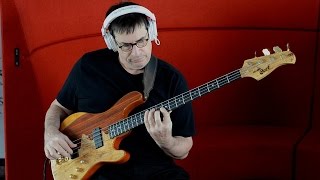 Video thumbnail for JEFF BERLIN - CORT RITHIMIC BASS & LESSON by BassTheWorld.com