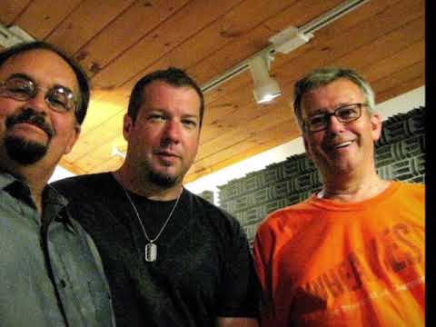 Spyderz   Blood and Roses