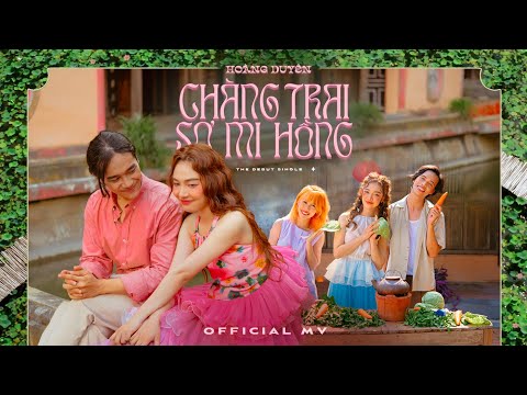 Thể hiện bởi Hoàng Duyên