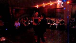 Maria y Sébastian Escobar - Le Rétro - Improvisation Tango