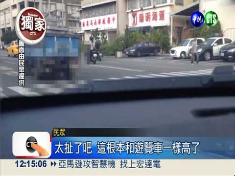 貨車違法載餐車 危險上路險掉落