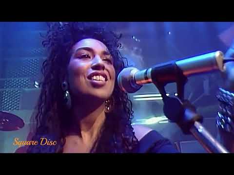 Climie Fisher - Love Changes (Everything) - Top of The Pops 1988 (Live Performance)