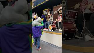 Download lagu Chuck E Cheese is sad the animatronics were removed #chuckecheese #animatronics mp3