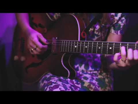 Christina Eltrevoog - If (Bread)