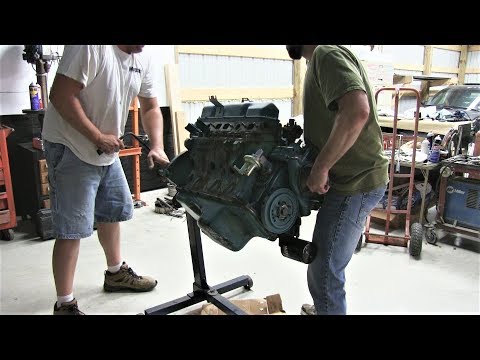 Mopar 440 Engine Build Part 18 - Installing Water Pump & Oil Pan