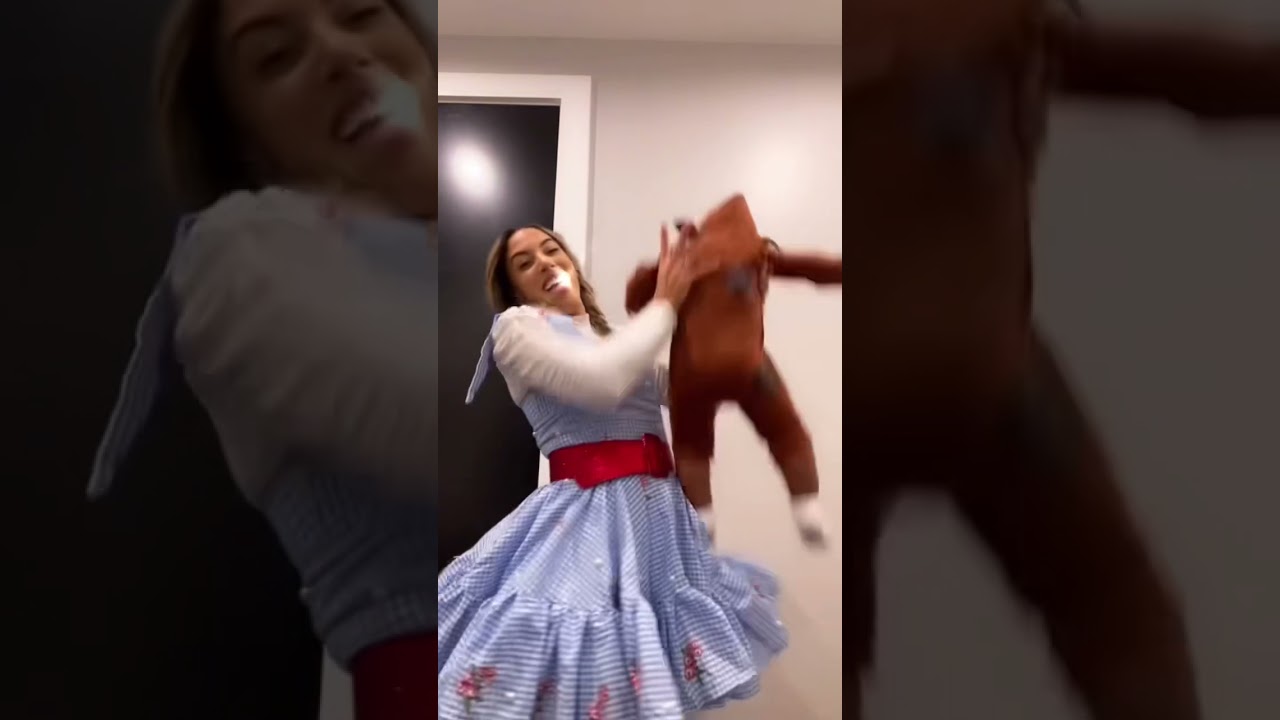 Dorothy & Toto from the Wizard of Oz Halloween trend #shorts