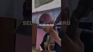 Download lagu Selendang biru cover pengamen viral #selendangbiru #akustik #storymusikasik mp3 Download lagu Selendang biru cover pengamen viral #selendangbiru #akustik #storymusikasik mp3