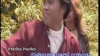 Download lagu HELLO HAI HAI by Robin July - VIDEO mp3 Download lagu HELLO HAI HAI by Robin July - VIDEO mp3