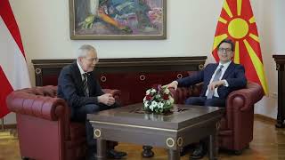 Ковачевски е сигурен во уставните измени, ВМРО-ДПМНЕ му порача да ги стави на маса; Ван дер Белен: Уставните измени не треба да се драматизираат