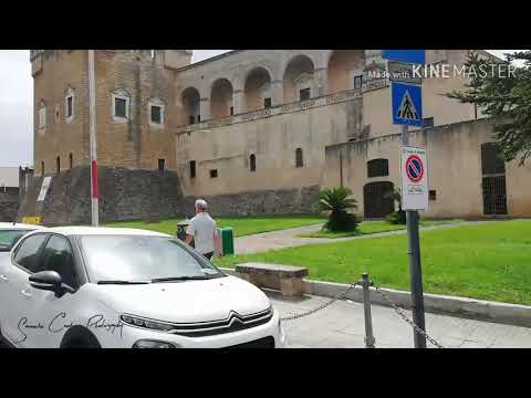 Passeggiata in bicicletta per le vie del centro di Mesagne