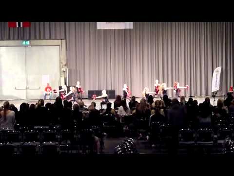 YCI Studio 3 Cheer Crew Team 1 | NM 2013 (dag 1)