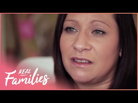 Family Of 16 Go On Supersized Holiday | Big Families | Series 1 Episode 3