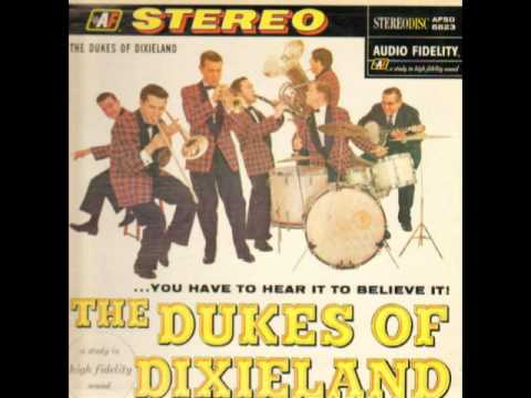 Dukes Of Dixieland: Clarinet marmalade online metal music video by THE DUKES OF DIXIELAND (1951)