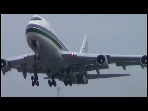 SORELY MISSED : classic Boeing 747  EVERGREEN, Ostend Airport