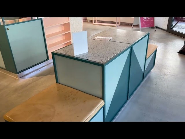 733001 Store interior with cash desk in 44 parts