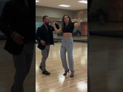 5 Ways to do a Cross Body Lead Guaranteed to Elevate Your Salsa Dancing 💃🏻