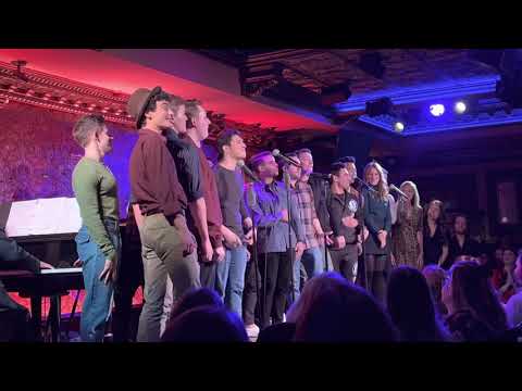 Newsies 10th Anniversary Cast Performs Carrying the Banner