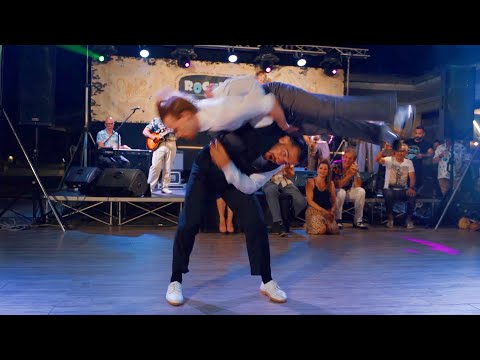 Spectacular Boogie Woogie Dance Improv by Sondre, Tanya, Dimitri & Jessica!