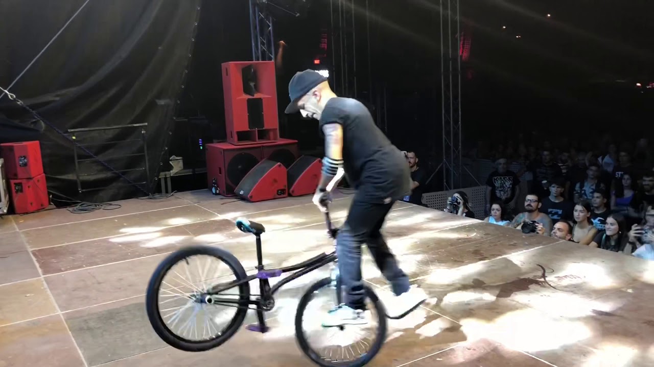 Promotional video thumbnail 1 for Alex Professional Bmx Flatland Show