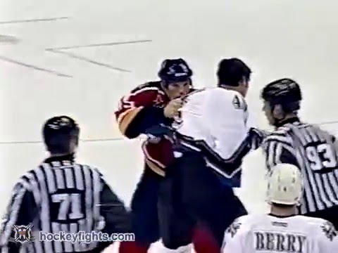 Lance Ward vs Alex Henry