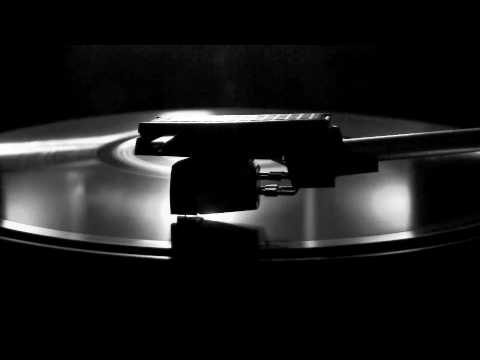 Soprano Alma Gluck ~ Le Bonheur est Chose Legere (1914)