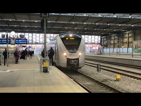 Der RE3 aus Dresden in Richtung Hof