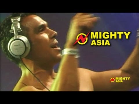 DJ Tony Moran - Put Your Hands Up feat. Everett Bradley - Mighty Asia