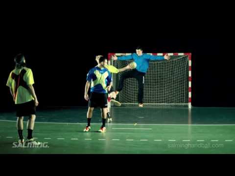 Salming Handball Passing   Over head