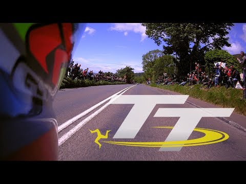 Michael Dunlop in Suzuki Superbike action! TT 2017