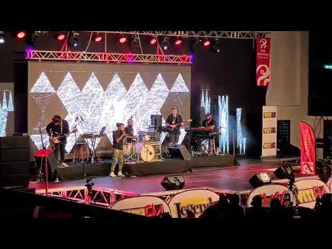 VT1s LIVE IN CONCERT: Whole Again by Atomic Kitten (Cover) - The Gang